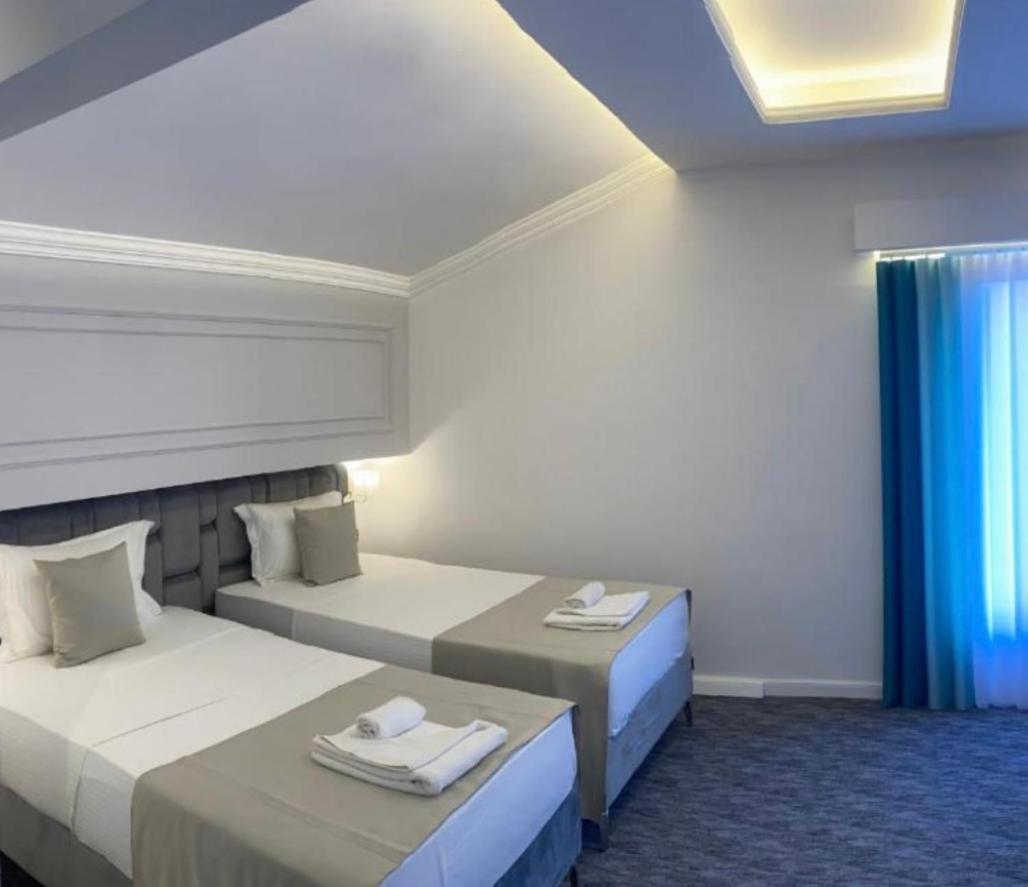 Hotel Garni Ideal Podgorica Exteriör bild