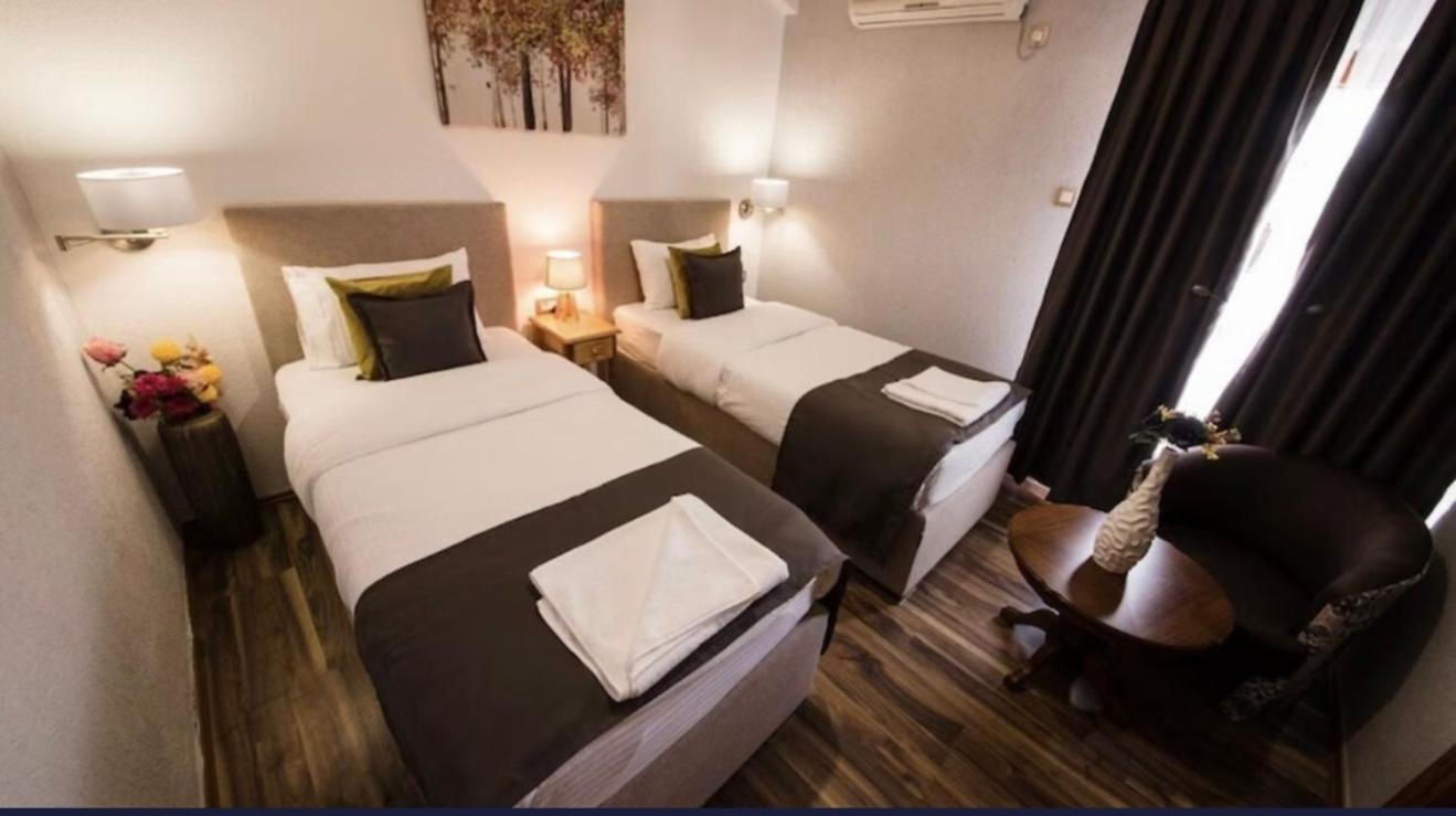 Hotel Garni Ideal Podgorica Exteriör bild