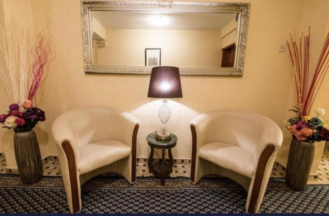 Hotel Garni Ideal Podgorica Exteriör bild